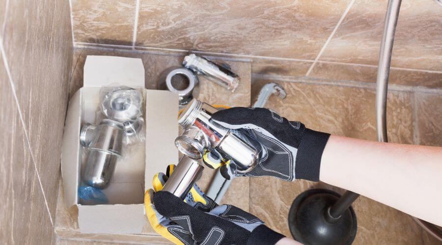Professional gutter cleaning in Elko New Market, MN